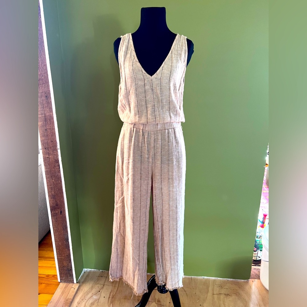 Super cute linen jumper by Drew size Small